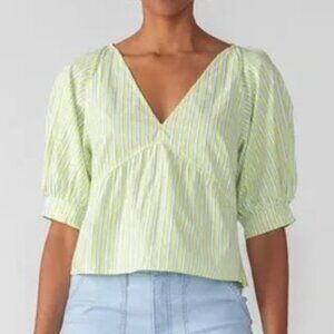 Sanctuary V-Neck Poplin Top in Green - Size M